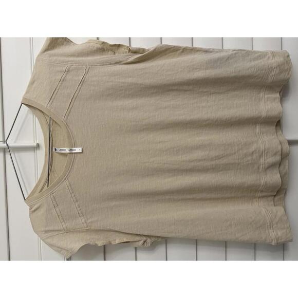 Kuhl Tops - NWT Kuhl shilo short sleeve 100% organic cotton top size Large